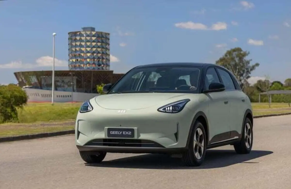 Geely ex2 01