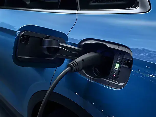 Plug in hybrid audi 4 3 Large