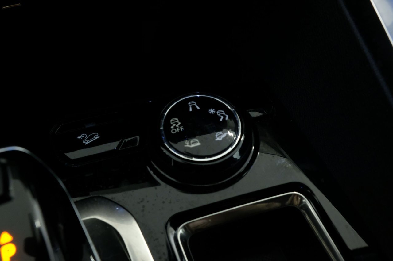 1000022244 Ej C006 NK0m JQW Noe