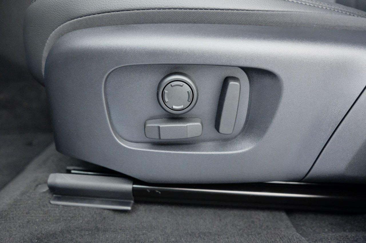 1000038649 apf Dagq9 W9 Ucn Kl O