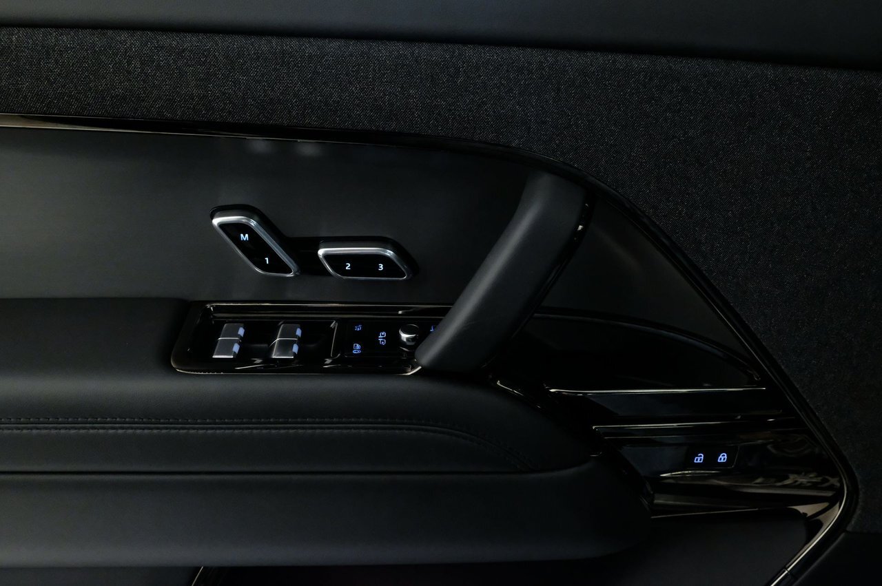 1000038781 Y8g Kyv X Bo OAI3 QFF