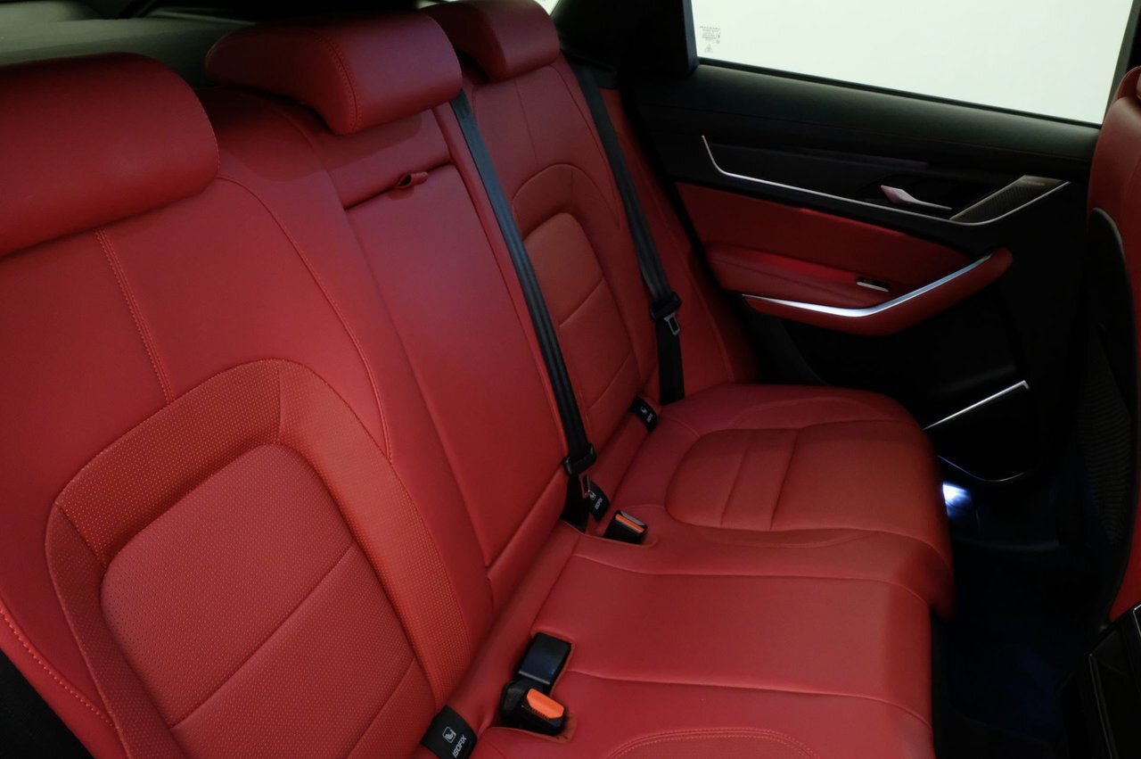 1000044853 Dula PZ1 Urmf DXV5a