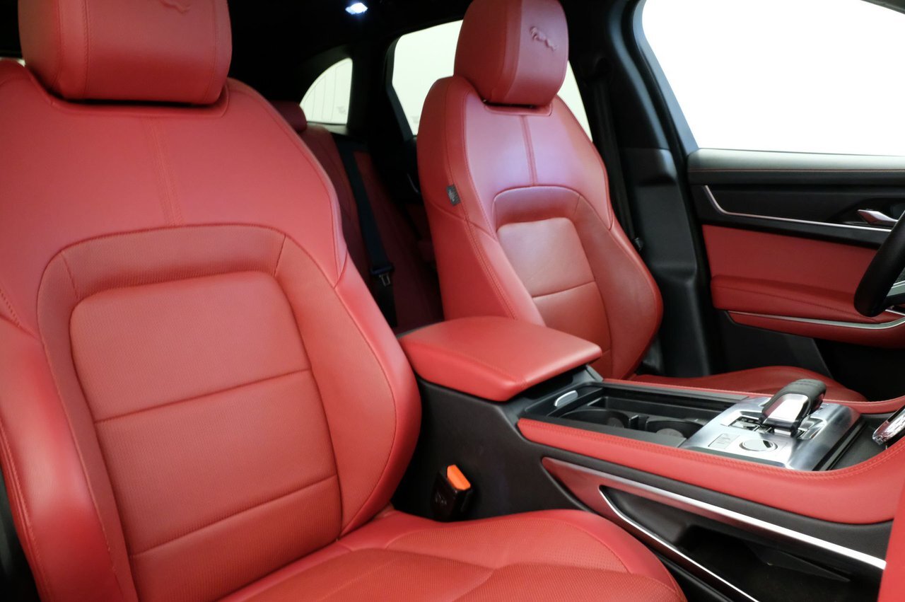 1000044853 j L2h I Mw9pt Fmlut M