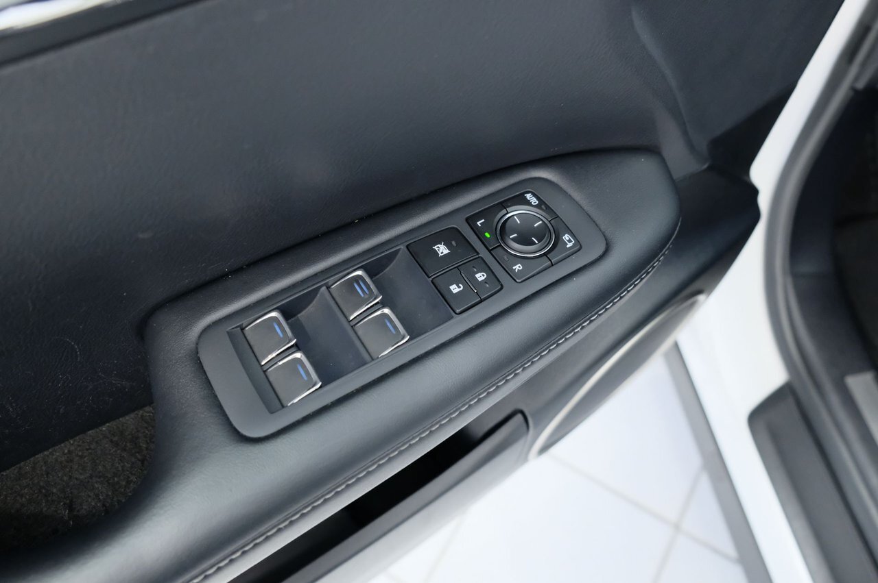 1000663760 ax6n V Qc Iwdc H Pv2 L