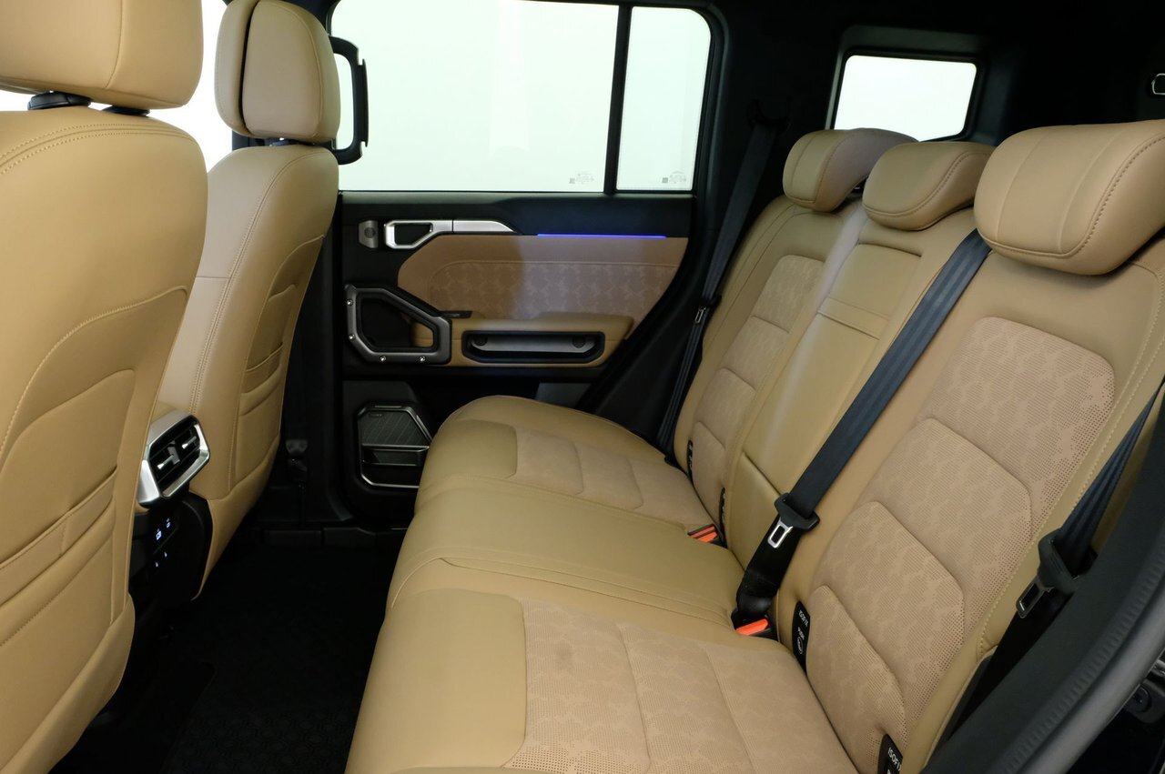 10063983 Q7 K Jh Gm9p84 Dt CTK