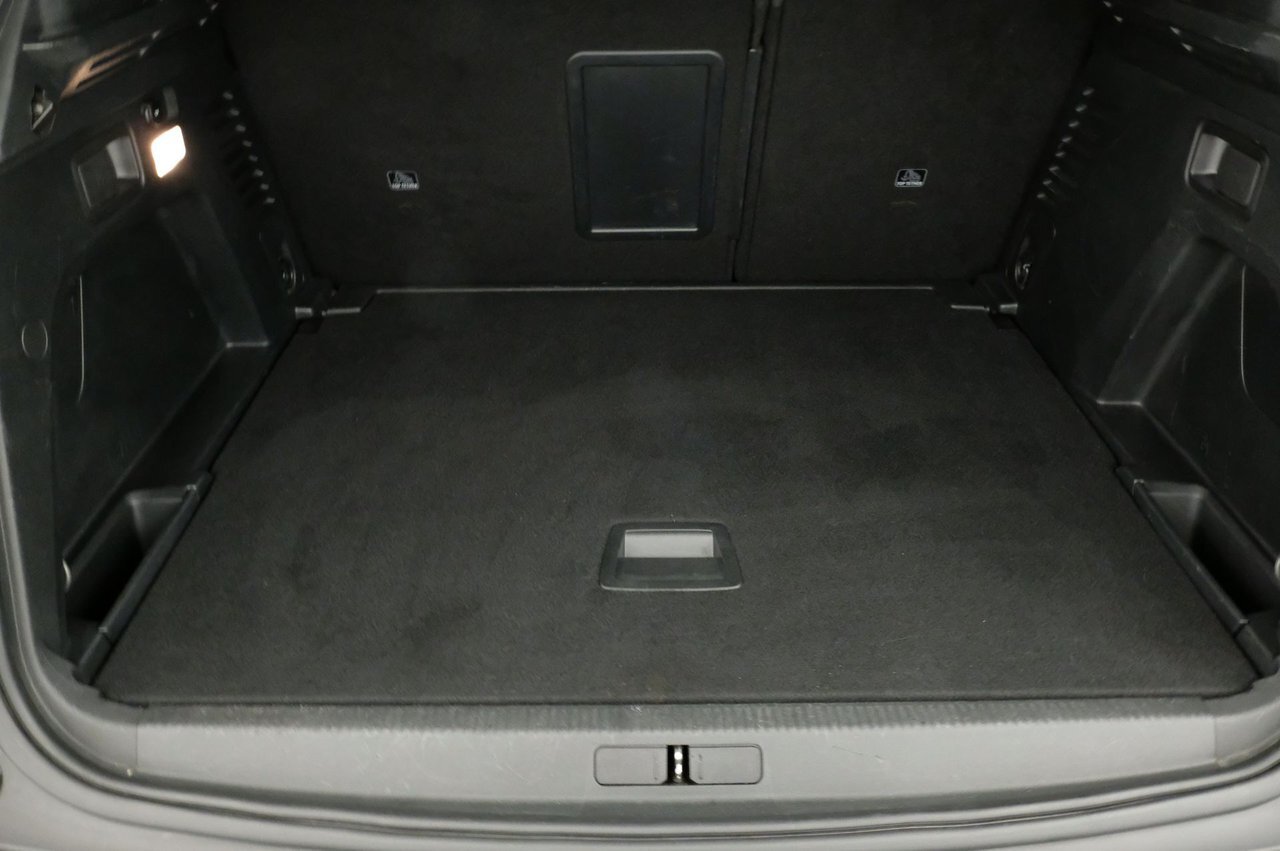 10110072 y Mi Xurba JWI Yy Wlf