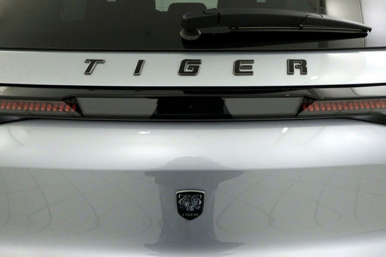 10241211 4z Z Du Tlq1 QM Zr Exc