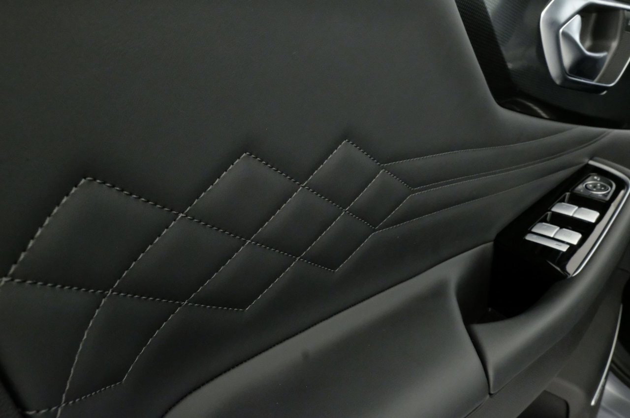 10241211 c Hm D Boryp4tj8 J Rf