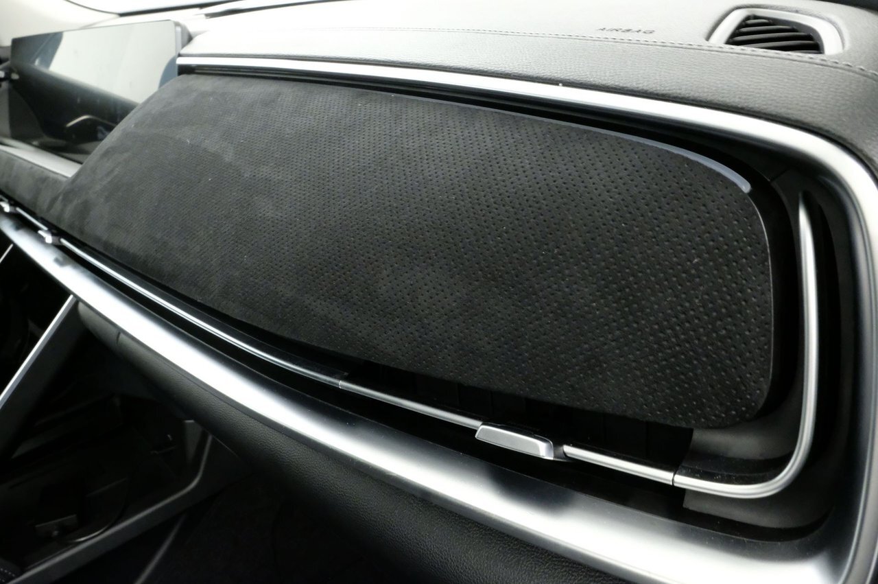 10241211 iu Yg F4 L9 O Ts Mavrk