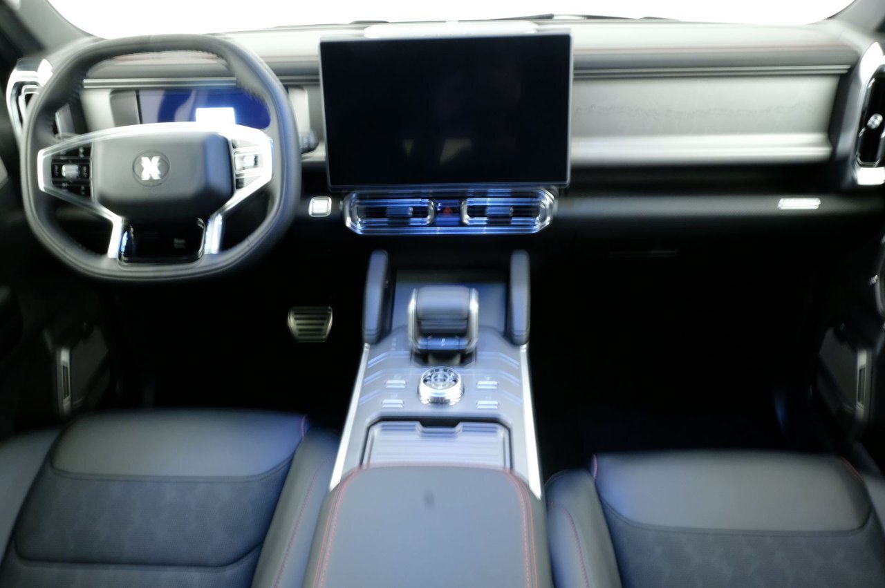 10377121 7 B Enr YCZ4 T Th Hxk B