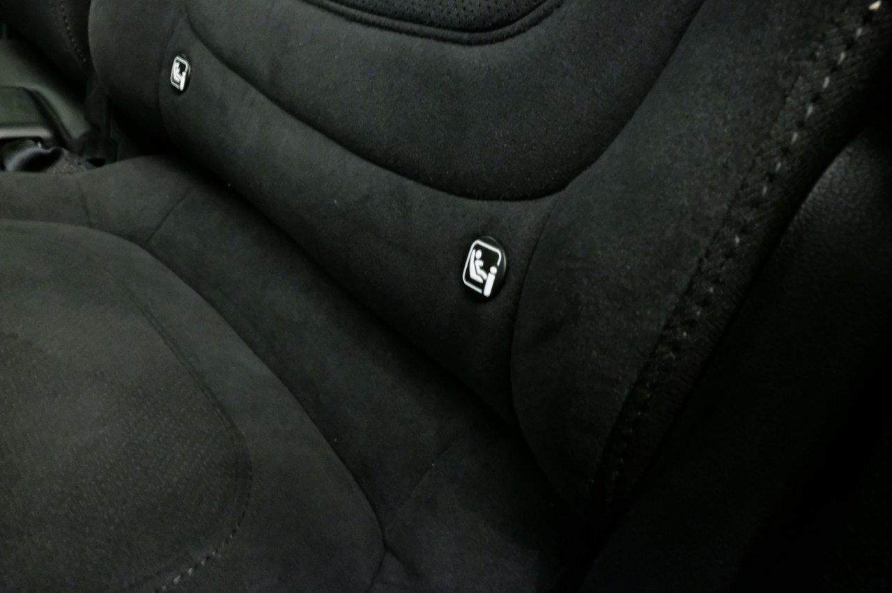 10550857 dstg8a Yjl F Nlom Og