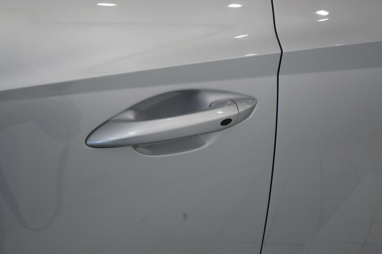 10550857 g M Njn W57 Sogwf Ga A