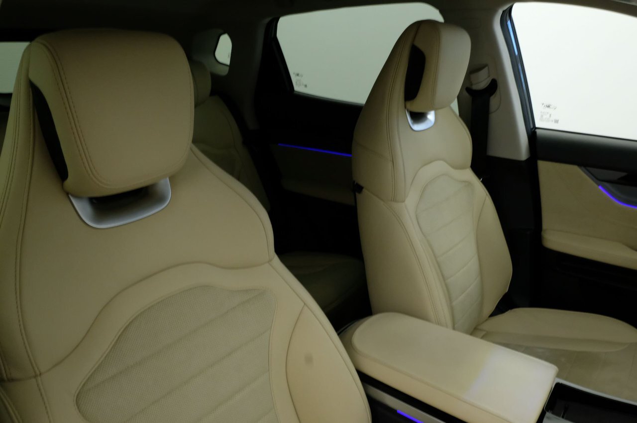 10583052 o3 G1j Yvddrb YI8 Xb