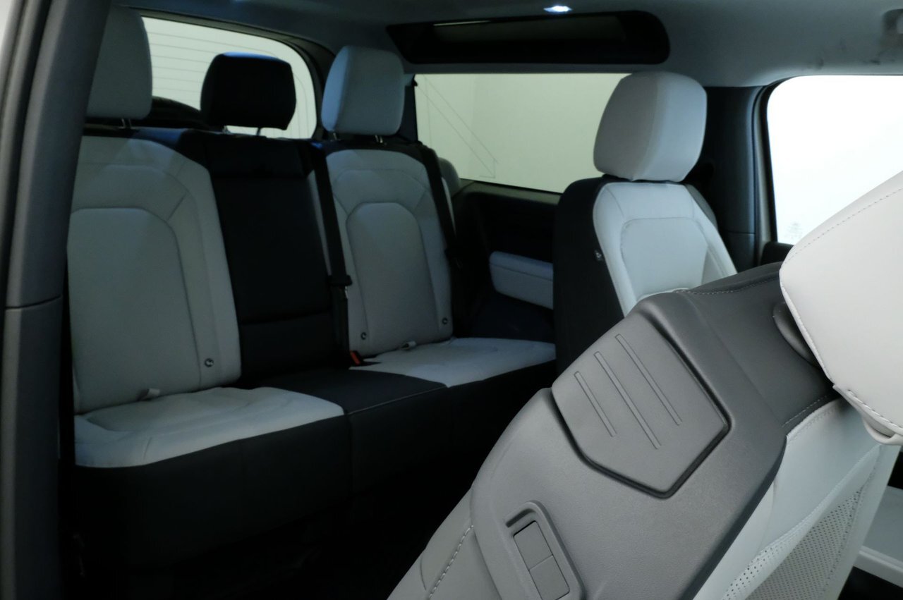 10583069 E1 Q Wku Onkp08 K1jz