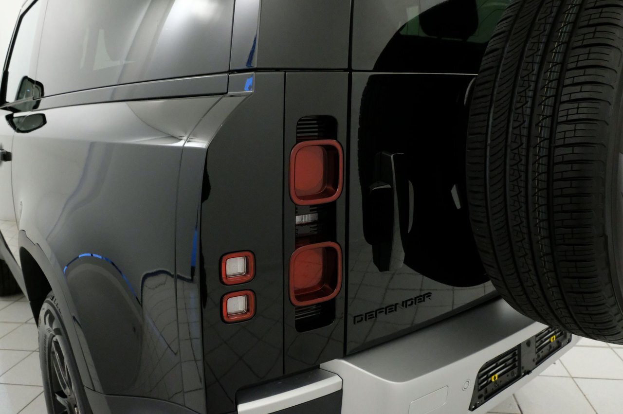 10584635 y Or WE9sn Gf LUE5 Cx