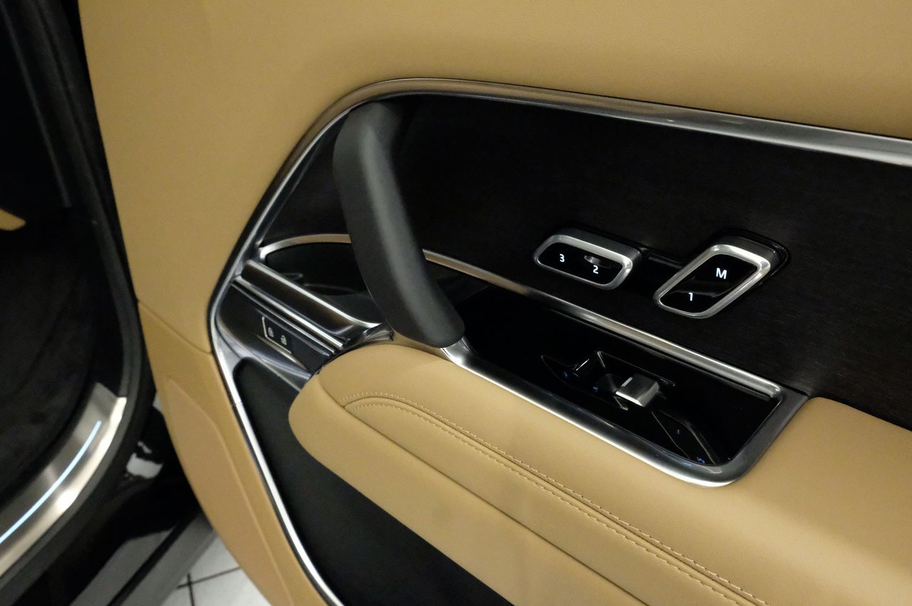 10588440 AM Wmkt GH0 WW Lcq HJ