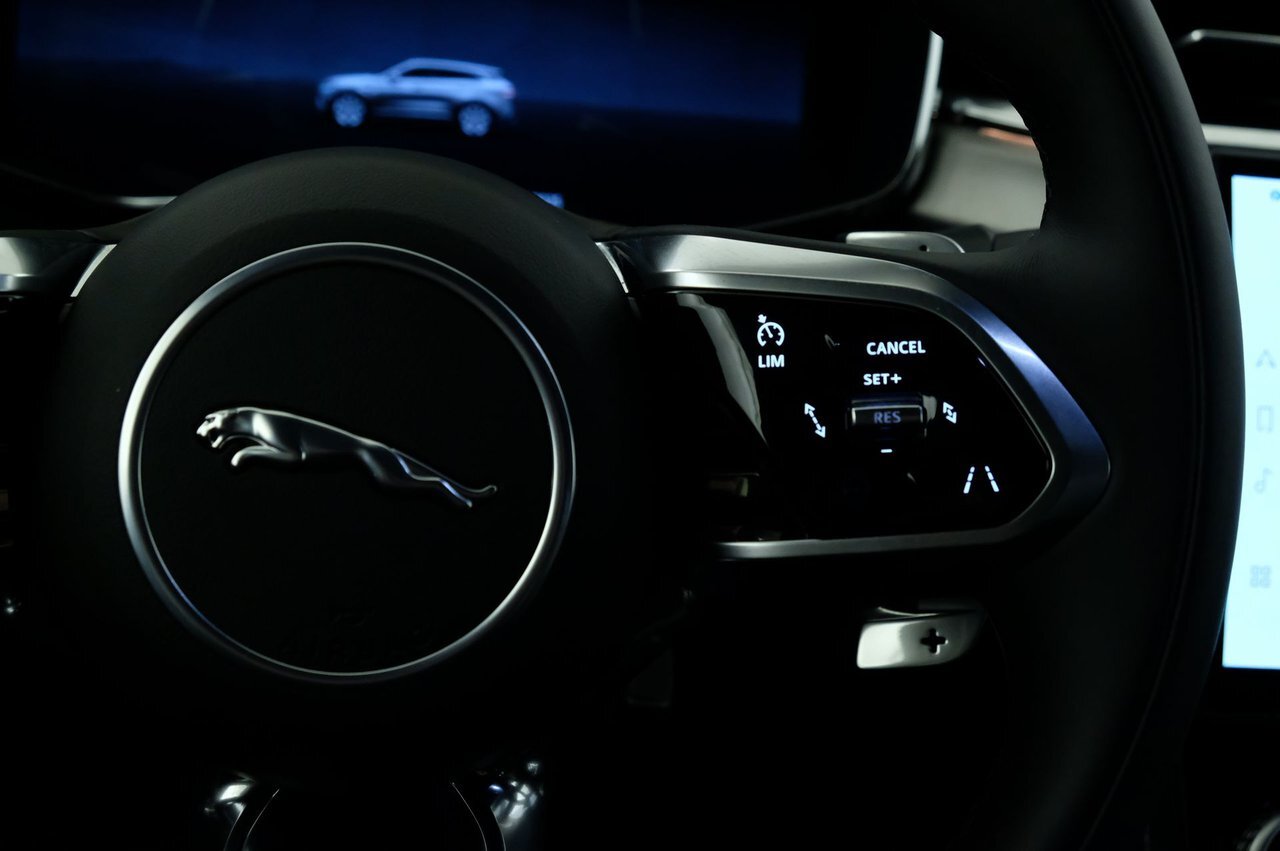 10588901 28rx Qa GX Tn Z Um M1r