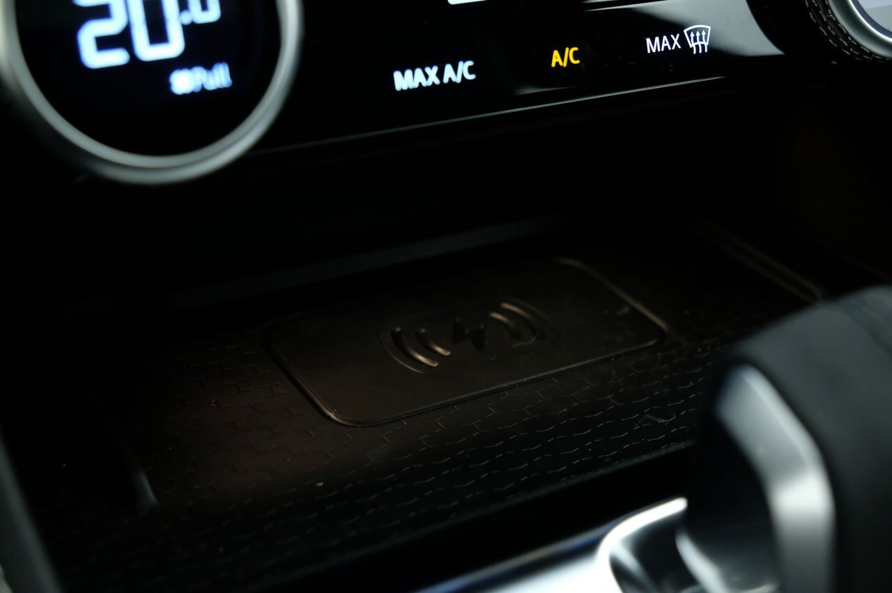 10588901 i FF1o9wnx Nw Q4x VD