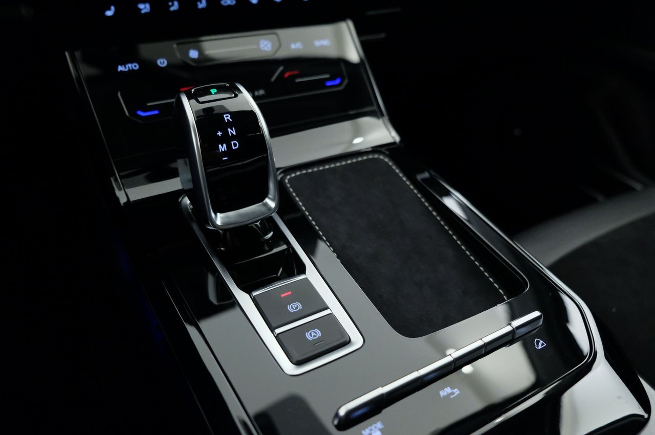 10595090 ztpg YHPLT64 N8 Mmz