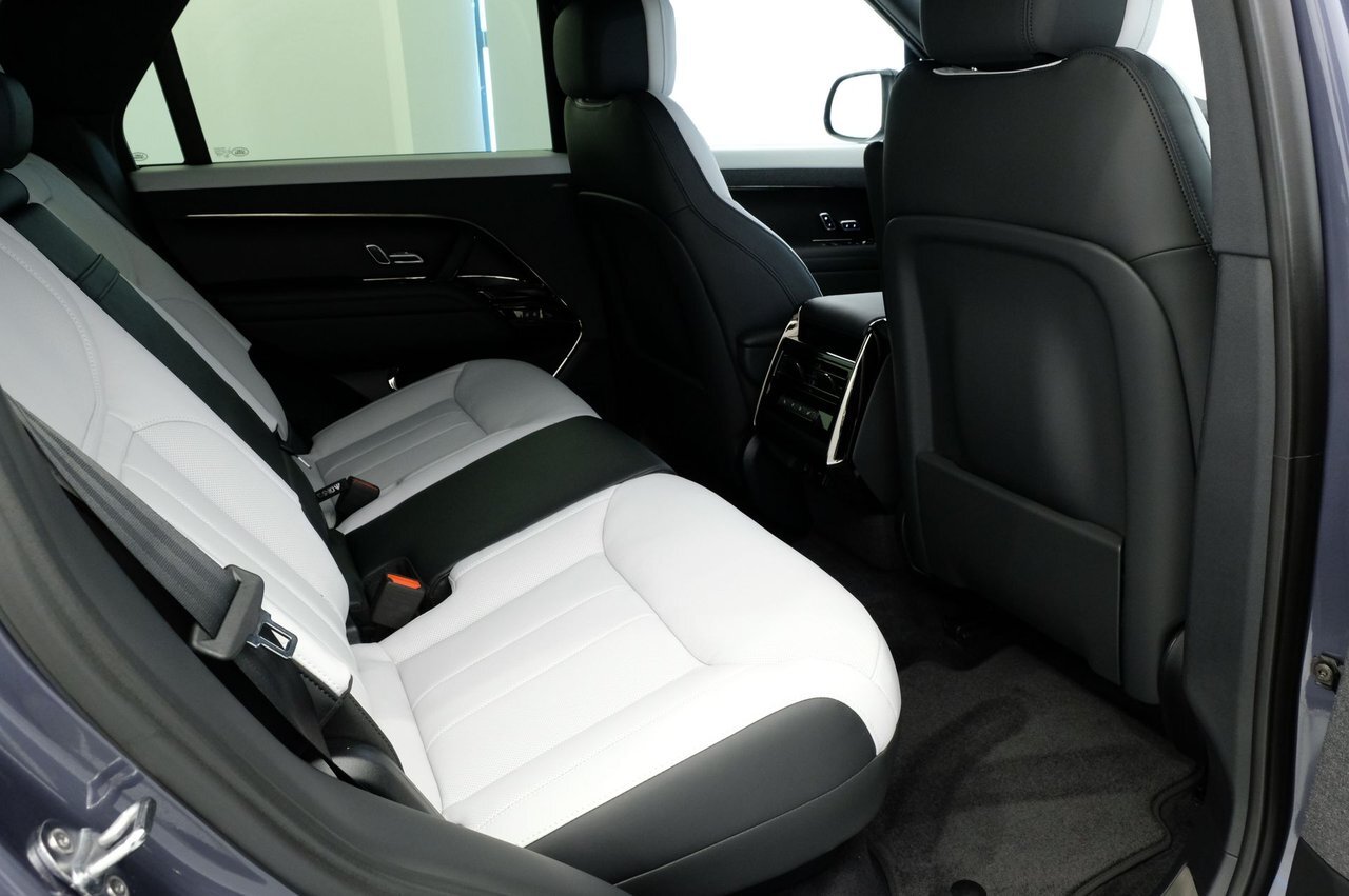 10693084 0k Ptq8 P4 LC Kw PINQ