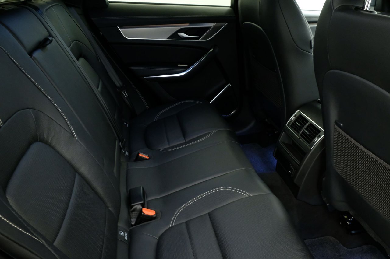 10734557 NYLY5 S0f WH6 U Oi Nk