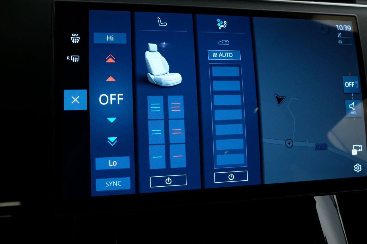 10779676 3en CC9s ZI0ir1kq Q