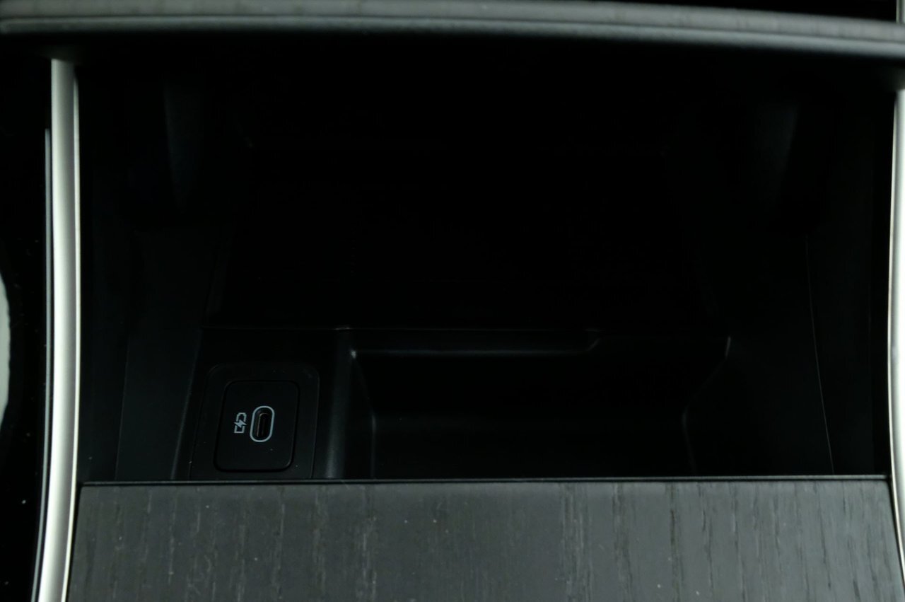 10779710 5 Qc3 Df Fb Xyr8nr VR