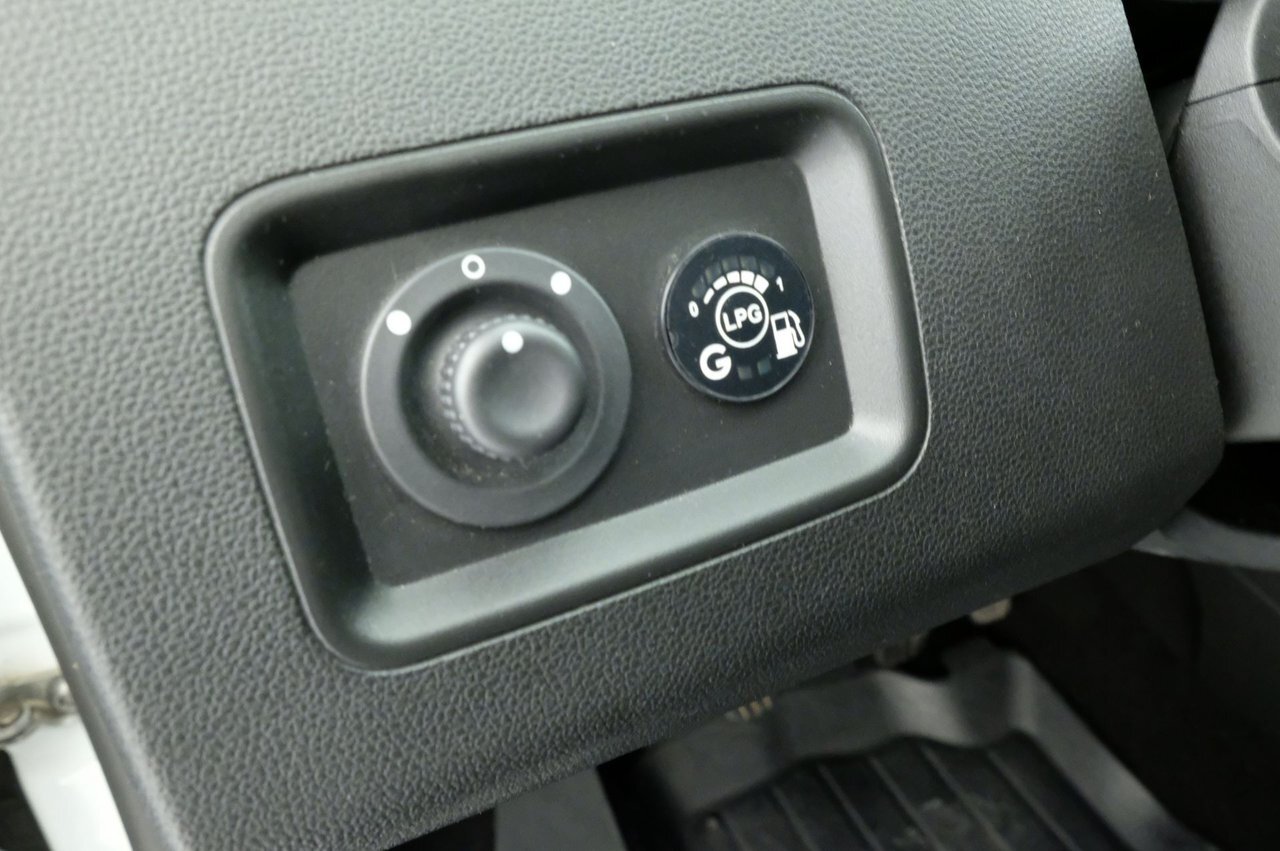 10783537 ME7r4 UZ Qhy Kfnf0s