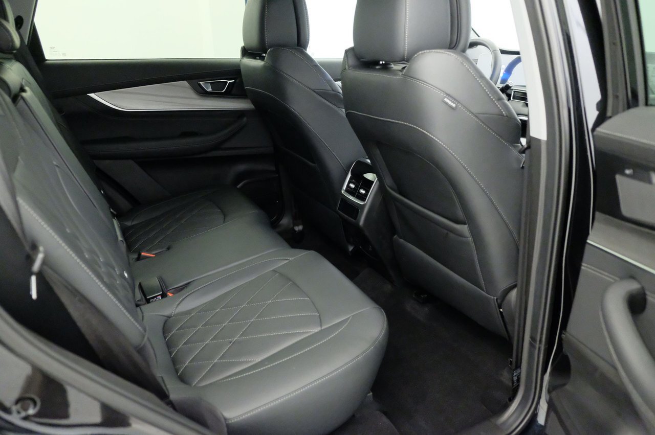 7640083 q E Oz Dbf Mu C7y W5n2