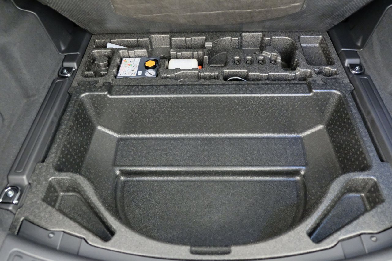 8363854 0j A29 YFZ2 Pv L6d BW