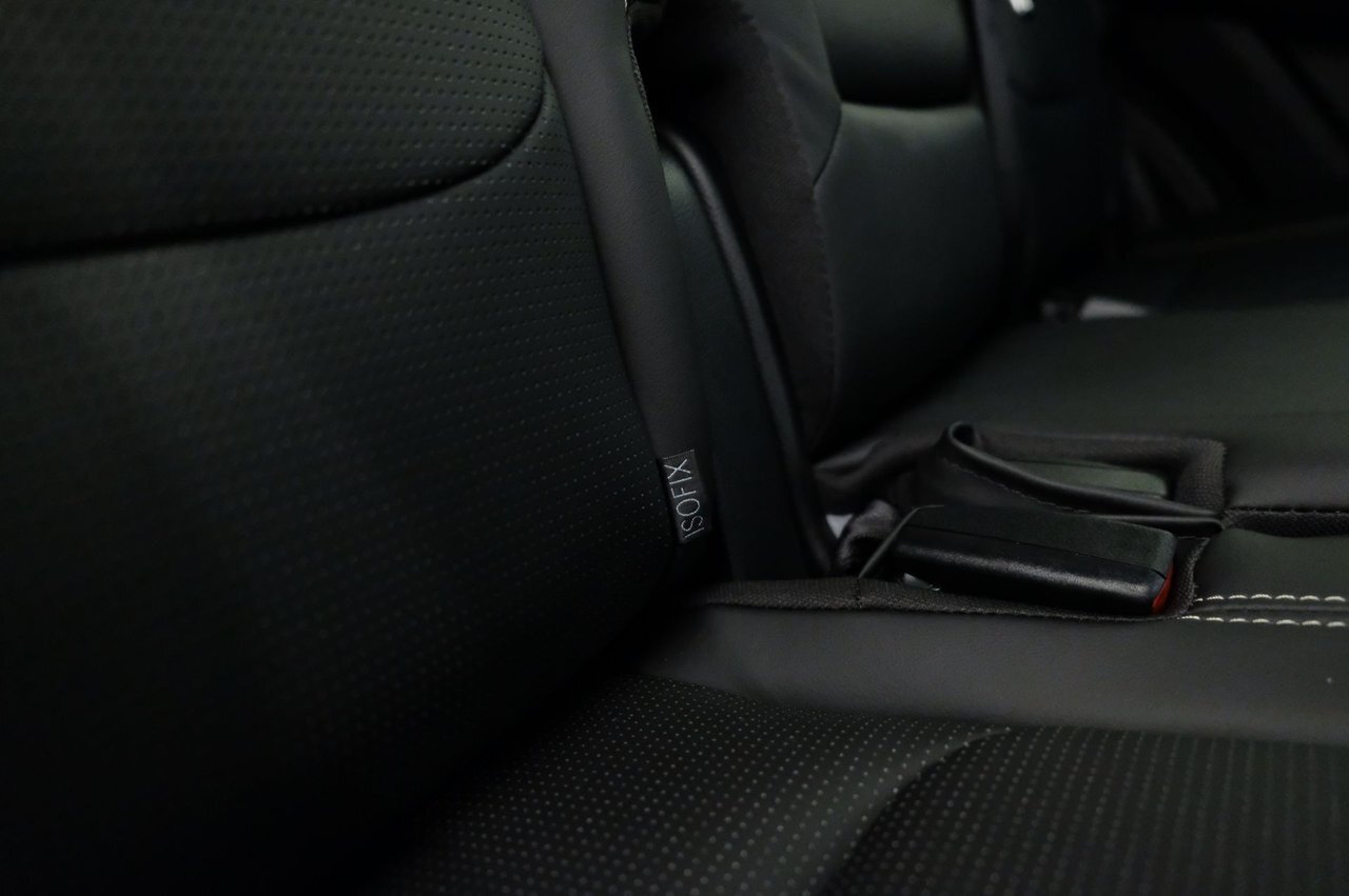 8675685 8 D6 Av U Poesm C2 ZIQ