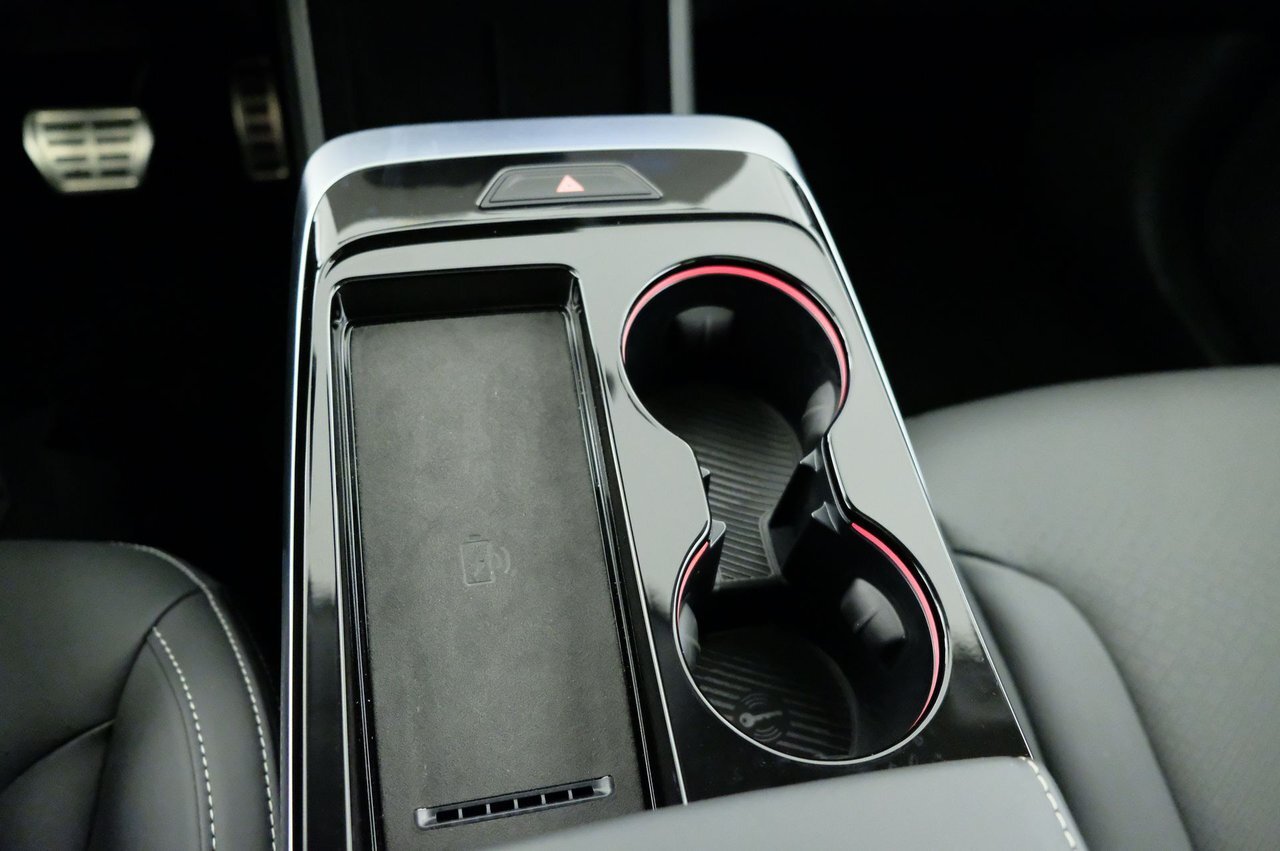 8830305 Iq Fmn5 I Gak Efgxq E