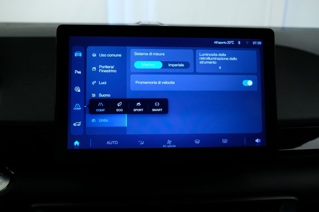 9528094 i0 TM7 Iua Th Kt XC4x