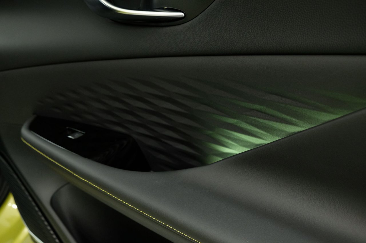 9528094 l Tctj Ue1 Vj SI Amg2