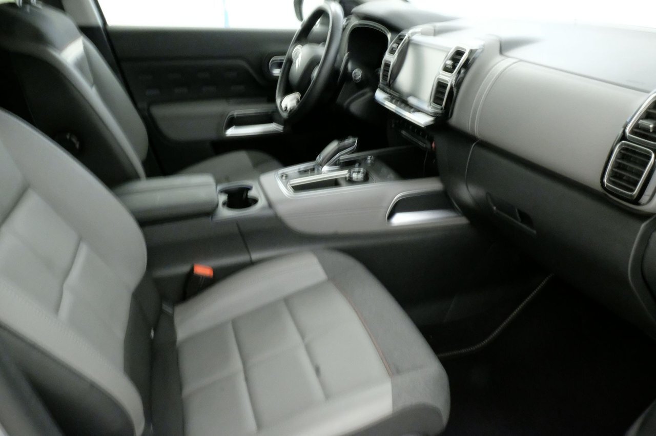 9920413 ZR4 VZ0ixy7 FN Tg Kj